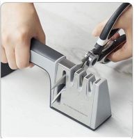 4 in 1 kitchen sharpener with scissors